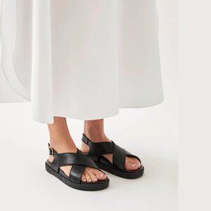 ALOHAS Black Sandals